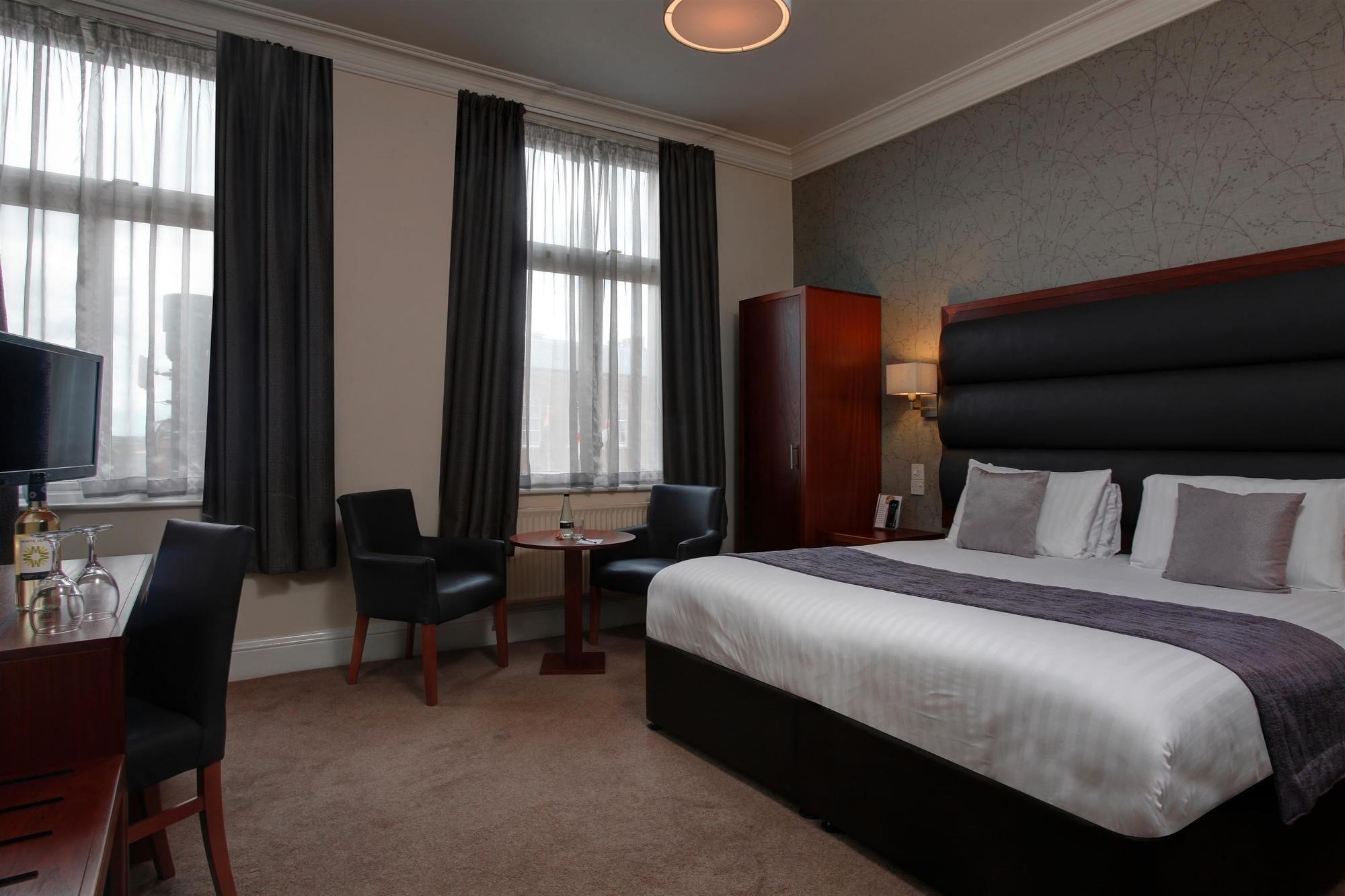 Lion Hotel Worksop Bagian luar foto