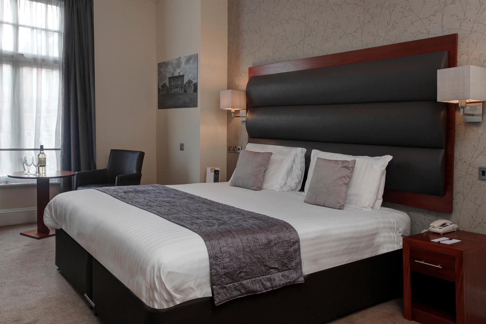 Lion Hotel Worksop Bagian luar foto